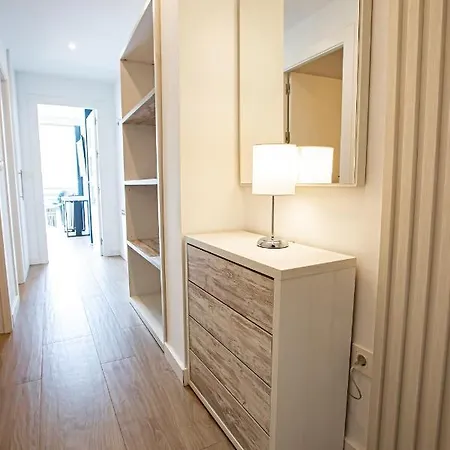 Holidays Montblanc A 1 Y Parking Apartamento *