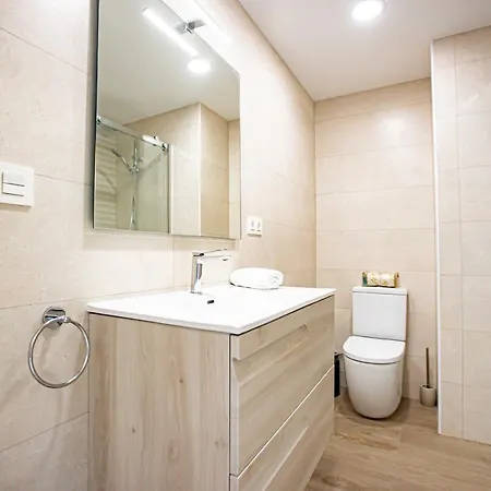 Holidays Montblanc A 1 Y Parking Apartamento *